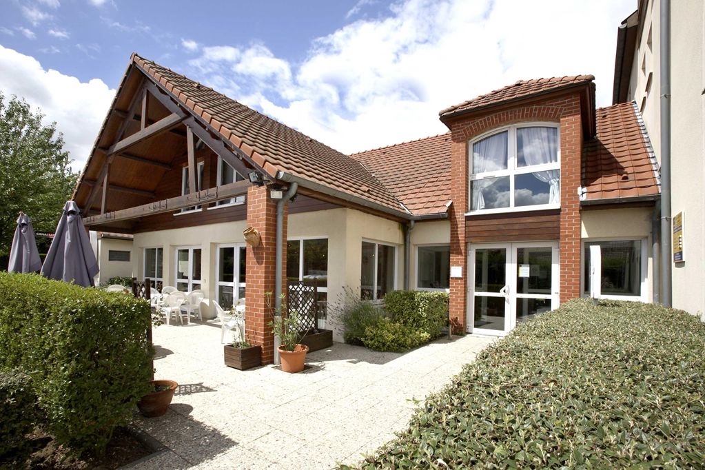Comfort Hotel Lille Lomme Екстер'єр фото